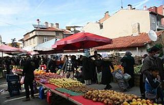 Normalleşme süreci hafta sonu pazarların açılması...