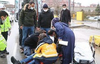 Oğlu polis memuruna çarpan anne, gözyaşı içerisinde...