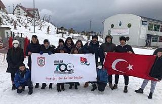 Öğrenciler Yıldızdağı Kayak Merkezinde gönüllerince...
