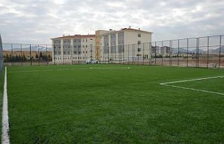 Okulların spor tesisi ihtiyaçları karşılanıyor