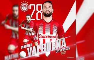 Olympiakos, Valbuena’nın sözleşmesini uzattı