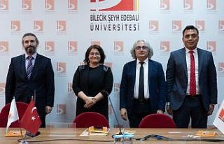 "On Kıta Bir Vatan, İlelebet İstiklal"...