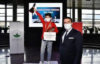 Online satranç turnuvasında ödül heyecanı