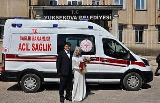 Ordulu sağlıkçı Yüksekova’da nikâh masasına...