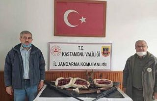 Otomobilde karaca eti ile yakalanınca 19 bin lira...