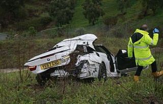 Otoyolda feci ölüm