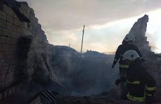 Özalp ilçesinde korkutan yangın