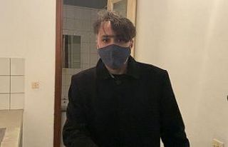 (Özel) İstanbul’da binaya “örümcek adam”...