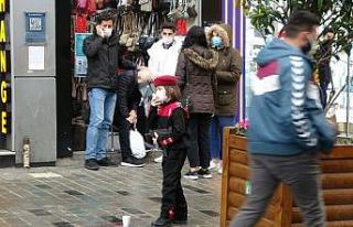 (Özel) İstiklal Caddesi’nde minik polis, yaralı...