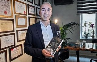 (ÖZEL)Pandemide gece gündüz çalışan doktor,...