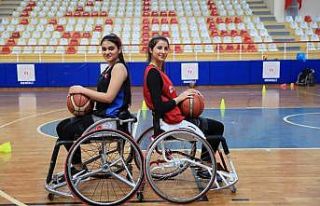 Pamukkale Belediyespor’da iki sporcuya A Milli takımdan...