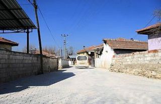 Pamukkale’de mahalleler birer birer çamurdan kurtuluyor