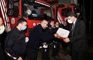 Pandeminin özverili çalışanlarına ikramlı destek