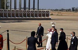 Papa’dan Irak’a tarihi ziyaret