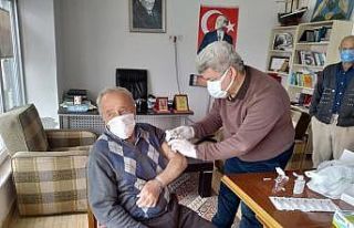 Paşaliman Adası’nda 65 yaş üstü vatandaşlar...