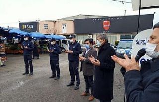 Pazar tezgahları dualar eşliğinde açıldı