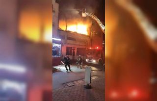 Piknik tüpü patladı, depo alev alev yandı