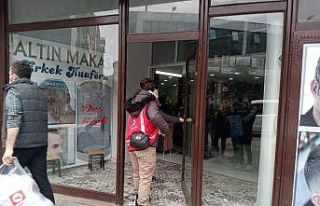 Polis ekipleri maske ve mesafe denetimi yaptı