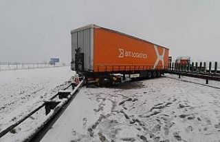 Polonya’da 9 tır birbirine girdi