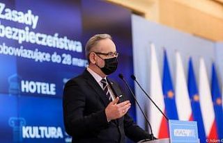 Polonya’da tam kapanma yeniden gündemde