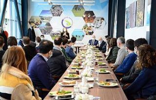 Rektör Teknofest takımlarıyla bir araya geldi