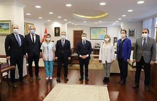 Sağlık çalışanları 14 Mart Tıp Bayramı Vali...