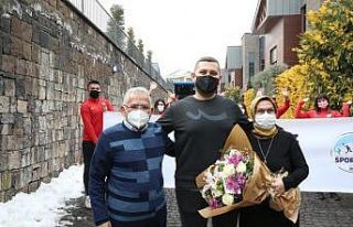 Sağlık çalışanlarına 14 Mart sürprizi