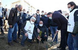 Sağlık çalışanlarının ismi Sağlık Emekçilerine...