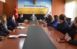 Salihli’de ’Üreten Kadınlar Rengarenk Sofralar’...