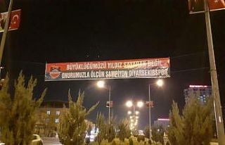 Şampiyonluğa giden Diyarbekirspor ’sen de bayrak...