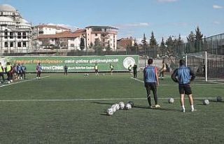 Şampiyonluk için kenetlendi