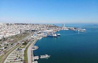 Samsun merkezde bahar, kırsalda kış