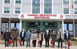 SAMÜ’de akademisyenlere başarı ödülleri verildi