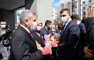 Şanlıurfalı başkandan memleketine ziyaret