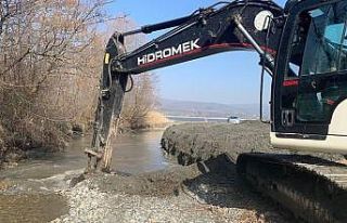 Sapanca Gölü’nü besleyen önemli dereler temizlendi