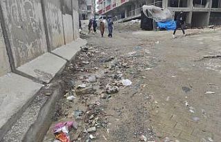 Sason’da onarılmayan cadde ve sokaklar köstebek...