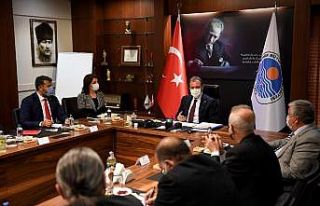 Seçer, meslek odaları ve dernek başkanları ile...