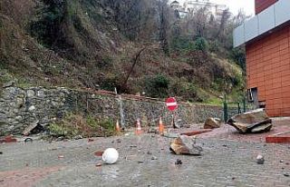 Şehirlerarası otobüs terminalinde ikinci heyelan...