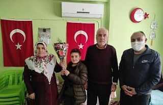 Şehit anneleri ve eşlerinin 8 Mart kadınlar günü...