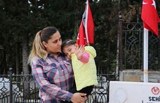 Şehit babasının kanı yerde kalmadı, Elif asker...