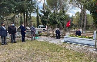 Şehitlikler ziyaret edildi