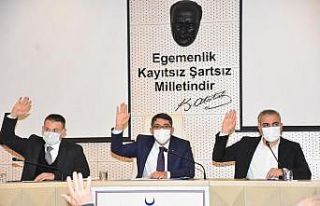 Şehzadeler Belediyesi esnafın pandemi yüküne omuz...