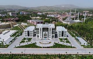 Selçuk Üniversitesi 50 yaş altı genç üniversiteler...