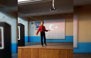 Selendi’de İstiklal Marşı’nı Güzel Okuma...