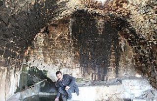 Siirt’te köylüler, 250 yıllık hamamın koruma...