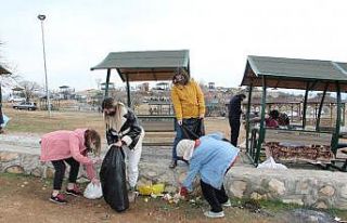 Siirt’teki çevre temizliği etkinliğine Ukraynalı...