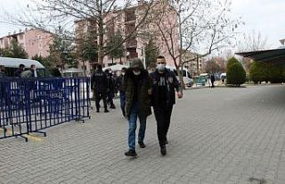 Silahlı çatışma olayında adliyeye sevk edilen...