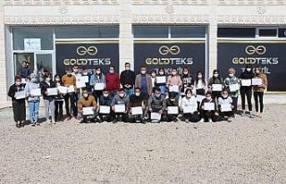 Silopi’de istihdama yönelik kursta sertifika sevinci