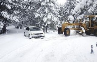 Simav Belediyesi’nden kar mesaisi