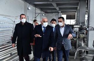 Şinik Organize Sanayi Bölgesi’ni gezdi, sanayicilerin...